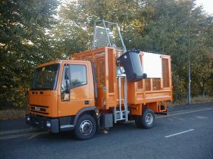 Refuse Tipping Body with Bin Lift